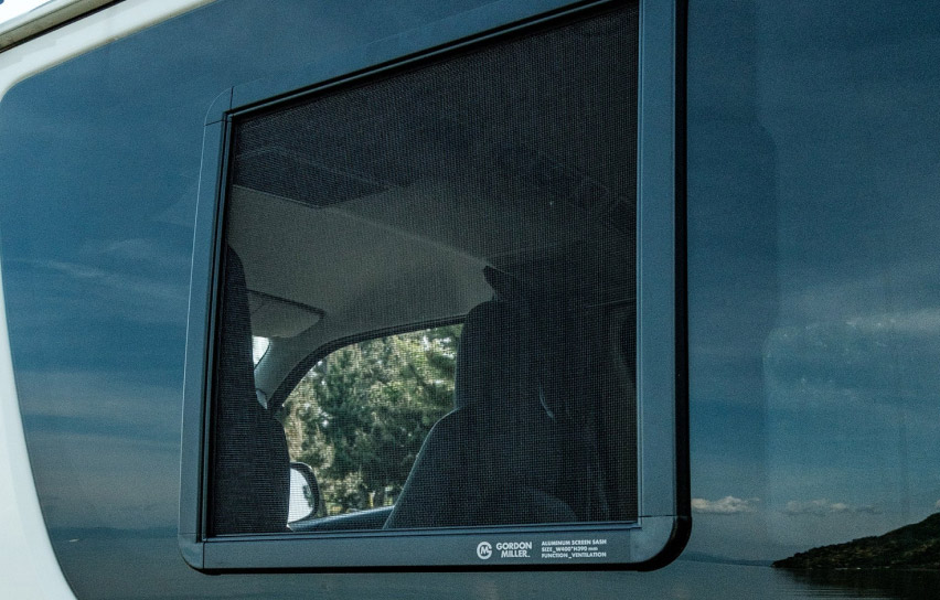 CUSTOM CAR | GMLVAN V-01 - GORDON MILLER