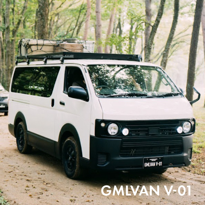 GMLVAN V-01は丸目四灯フェイスがクラシックなルックスの、ハイエースをベースに…