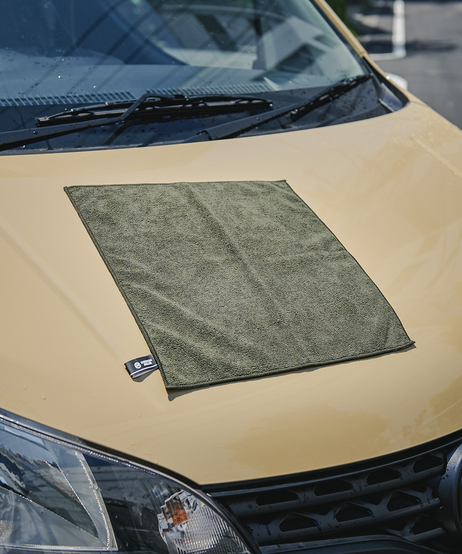 愛車の汚れは優しくしっかり落とす！GORDON MILLERから最新の洗車用品