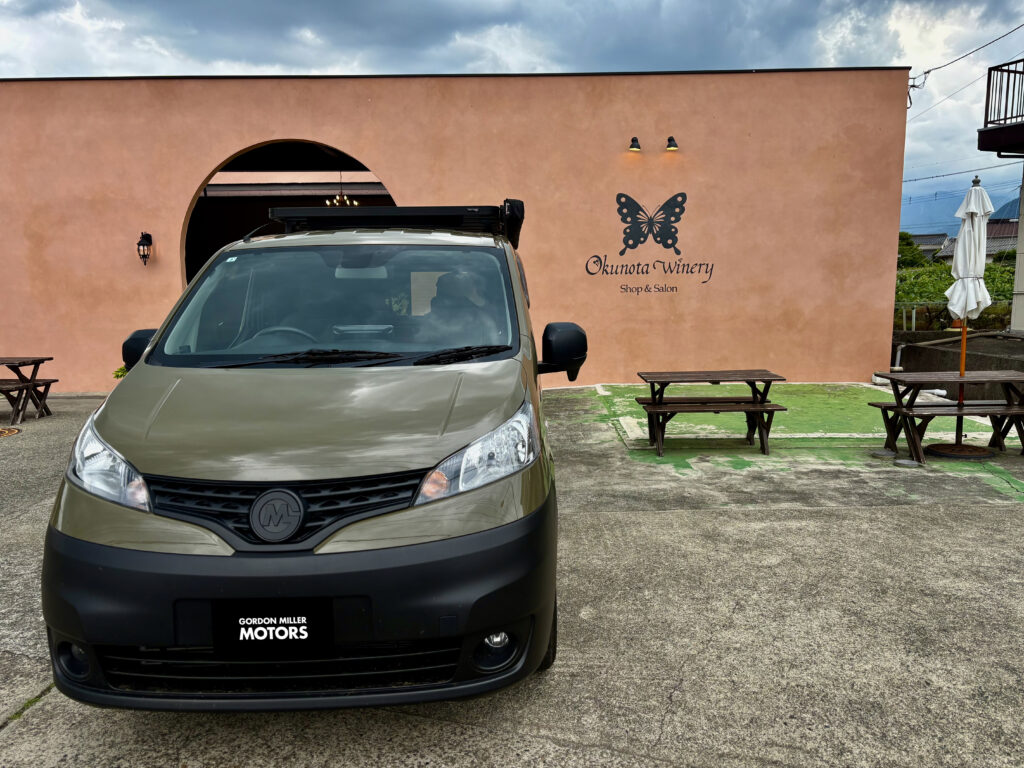 奥野田ワイナリーとNV200バネットベースのC-01