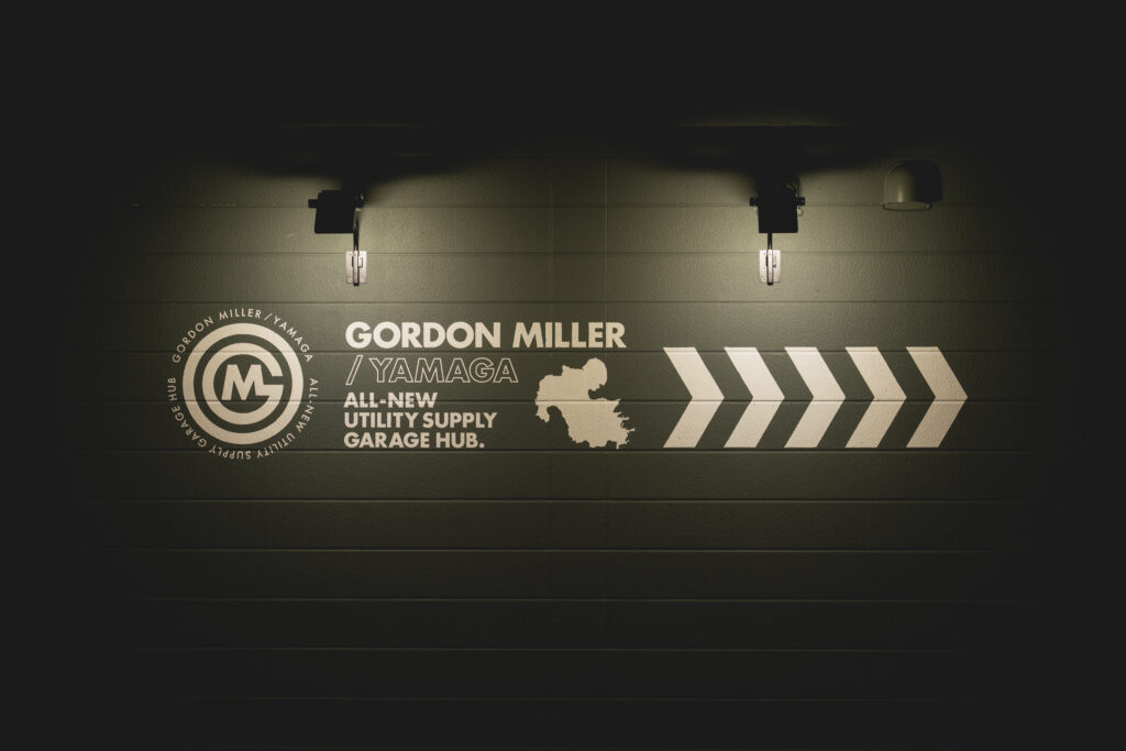 GORDON MILLER YAMAGA店舗壁面のサイン