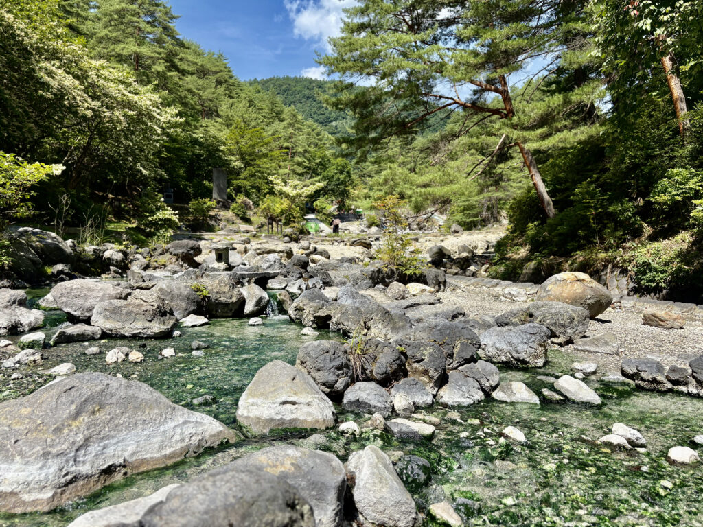 草津温泉 西の河原公園