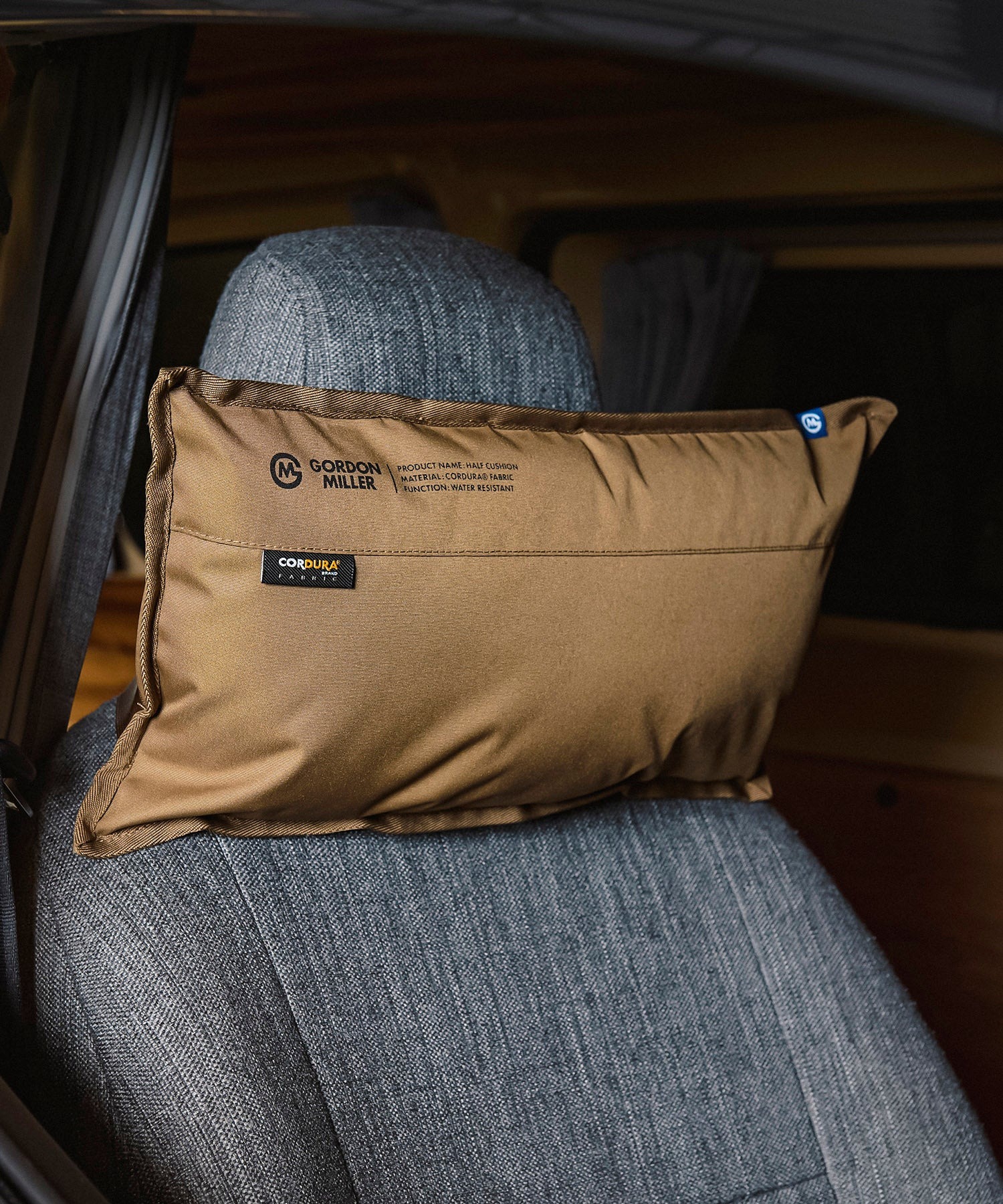 コーデュラ オートバックス 防水 汎用 おしゃれ おすすめ 車内収納 パラコード シートカバー かけるだけ ハーフクッション カー用品