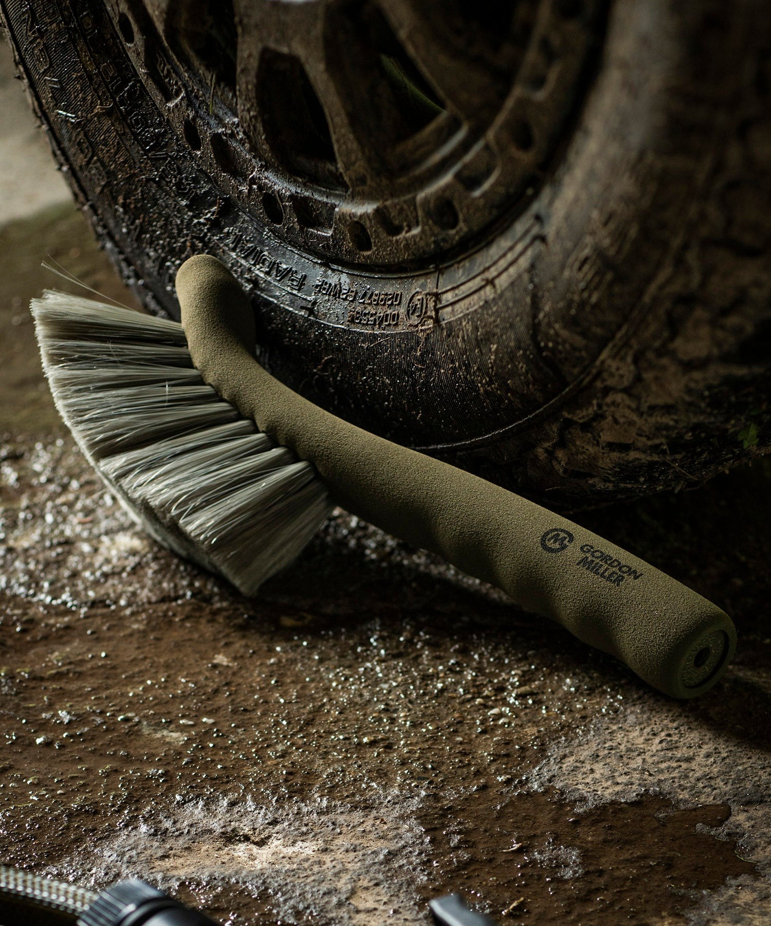 洗車用品　グッズ　おすすめ　おしゃれ　オートバックス　HOWTO　道具　セット　一式　車　収納　ブラシ