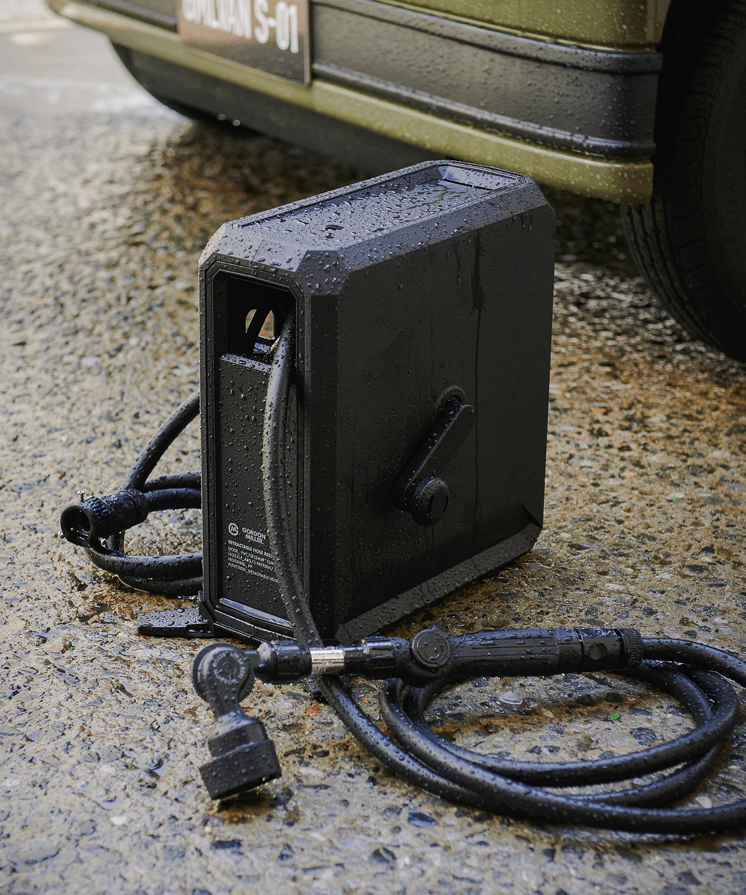 洗車用品　グッズ　おすすめ　おしゃれ　オートバックス　HOWTO　道具　セット　一式　車　収納　ホース　リール