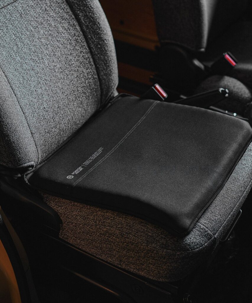 コーデュラ オートバックス 防水 汎用 おしゃれ おすすめ 車内収納 パラコード シートカバー かけるだけ ジェルクッション カー用品