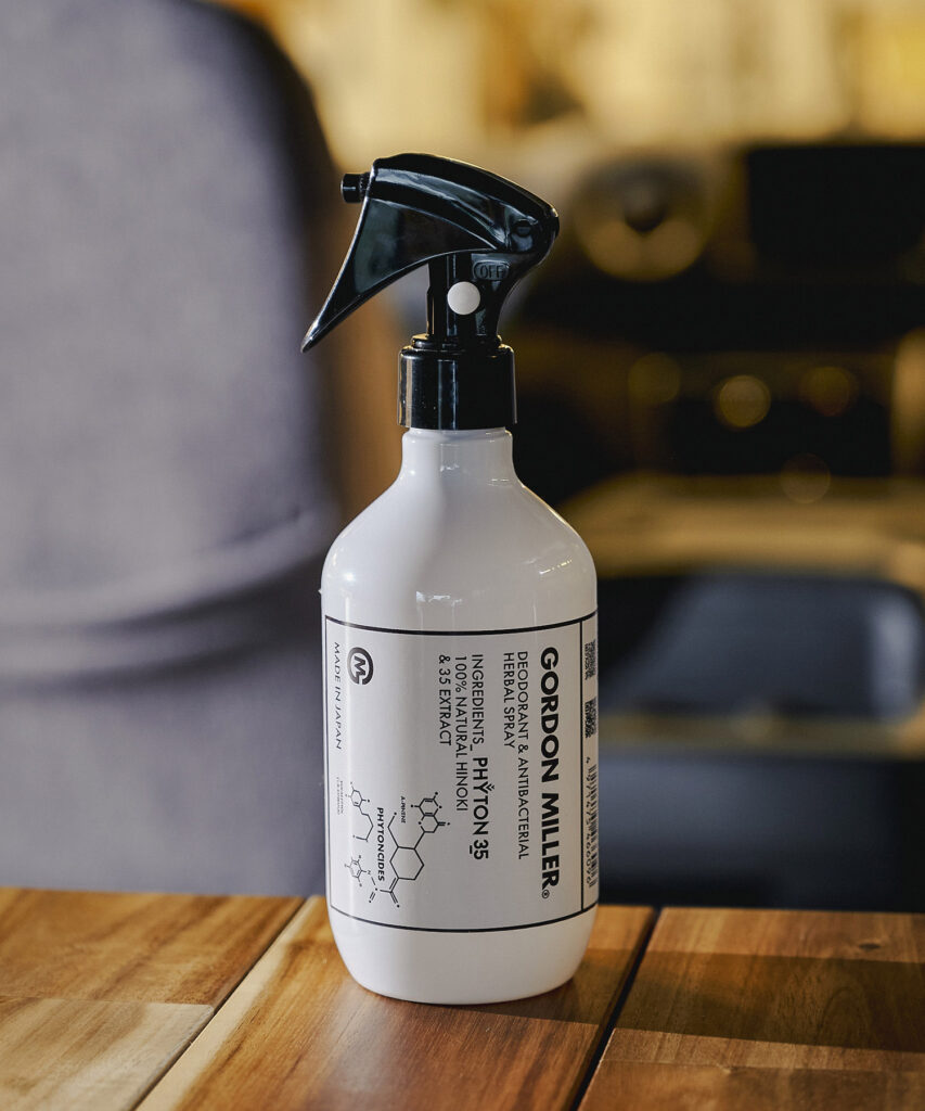 フレグランス　ルーム　スプレー　使い方　メンズ　部屋　匂い　香り　人気　おすすめ　おしゃれ　ブランド　消臭　抗菌　フィトン　35　ヒノキ　天然植物エキス