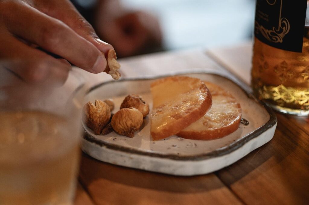 車内で楽しむお酒とおつまみ