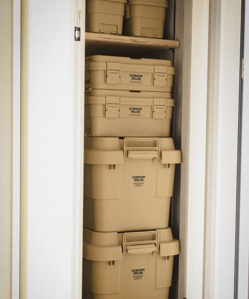 ボックス　収納　フタ付き　座れる　大容量　汎用　整理整頓　おしゃれ　おすすめ　ゴードンミラー　車中泊車内収納　積み重ね　スタッキング