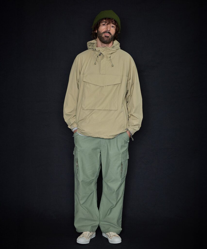 アパレル　ワークウェア　おしゃれ　おすすめ　機能性　アウター　コート　撥水　コーディネート