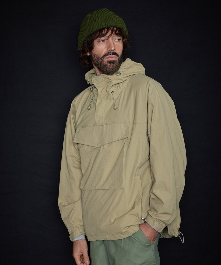 アパレル　ワークウェア　おしゃれ　おすすめ　機能性　アウター　コート　撥水　コーディネート