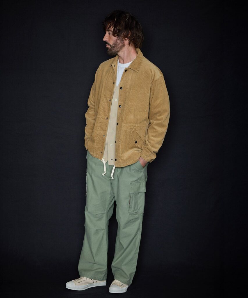 アパレル　ワークウェア　おしゃれ　おすすめ　機能性　アウター　コート　撥水　コーディネート