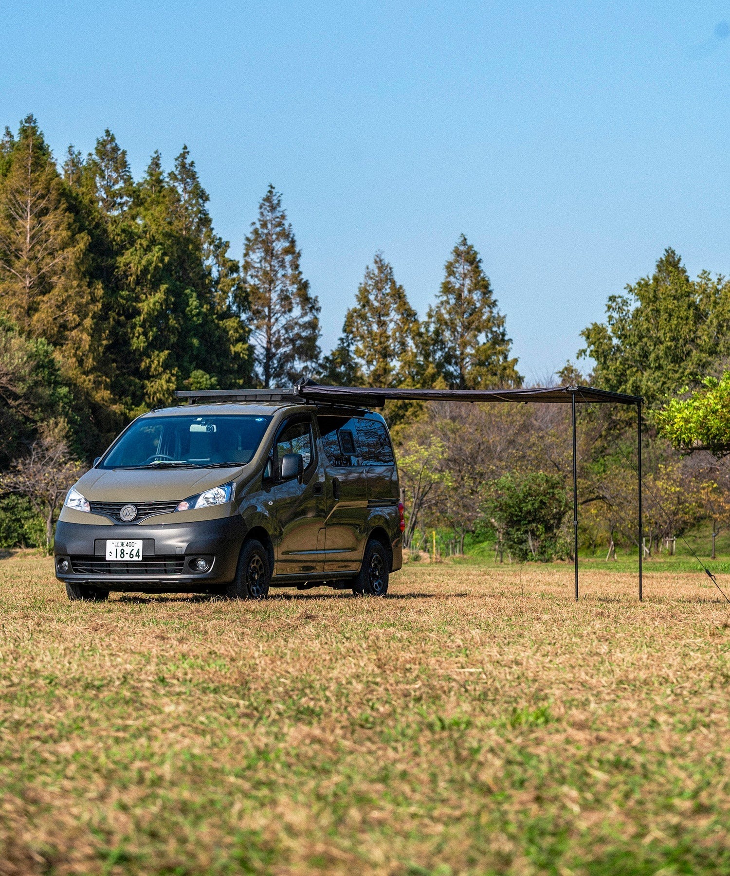 ルーフ　テント　サイドオーニング　おすすめ　カスタムパーツ　おしゃれ　車中泊　取付け　Darche　ダーチ　NV200　ハイゼットカーゴ　別注