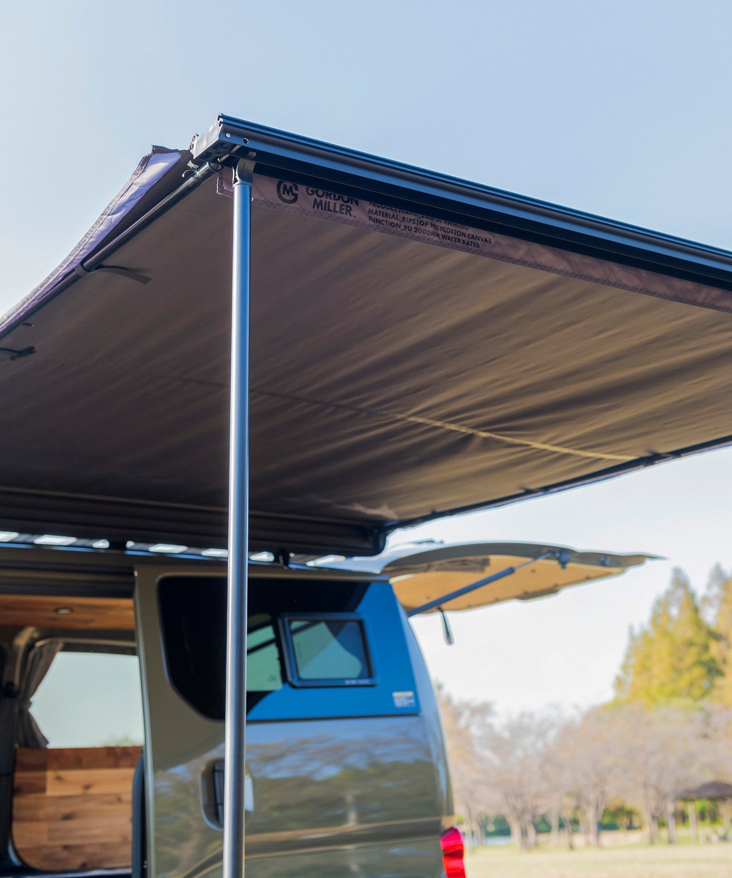 ルーフ　テント　サイドオーニング　おすすめ　カスタムパーツ　おしゃれ　車中泊　取付け　Darche　ダーチ　NV200　ハイゼットカーゴ　別注