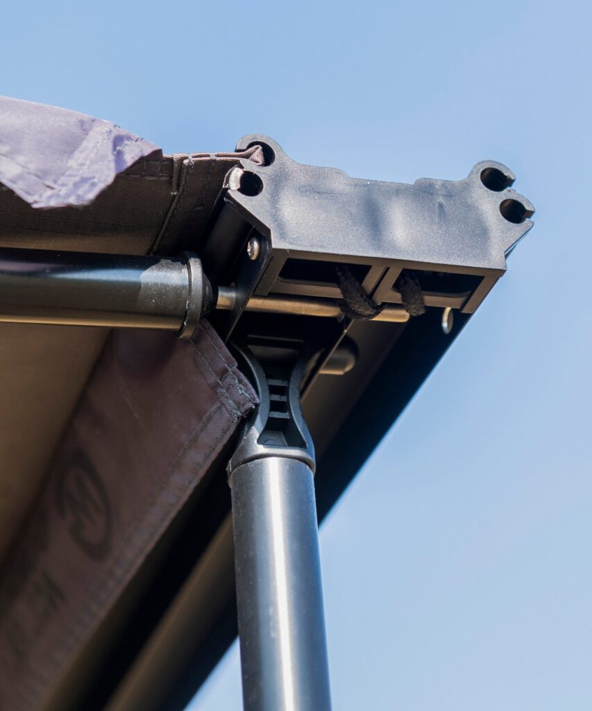 ルーフ　テント　サイドオーニング　おすすめ　カスタムパーツ　おしゃれ　車中泊　取付け　Darche　ダーチ　NV200　ハイゼットカーゴ　別注　取付方法