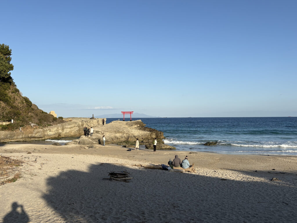 白浜神社 海辺の絶景鳥居