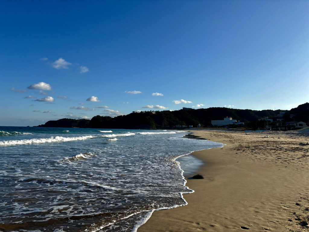 伊豆の絶景砂浜