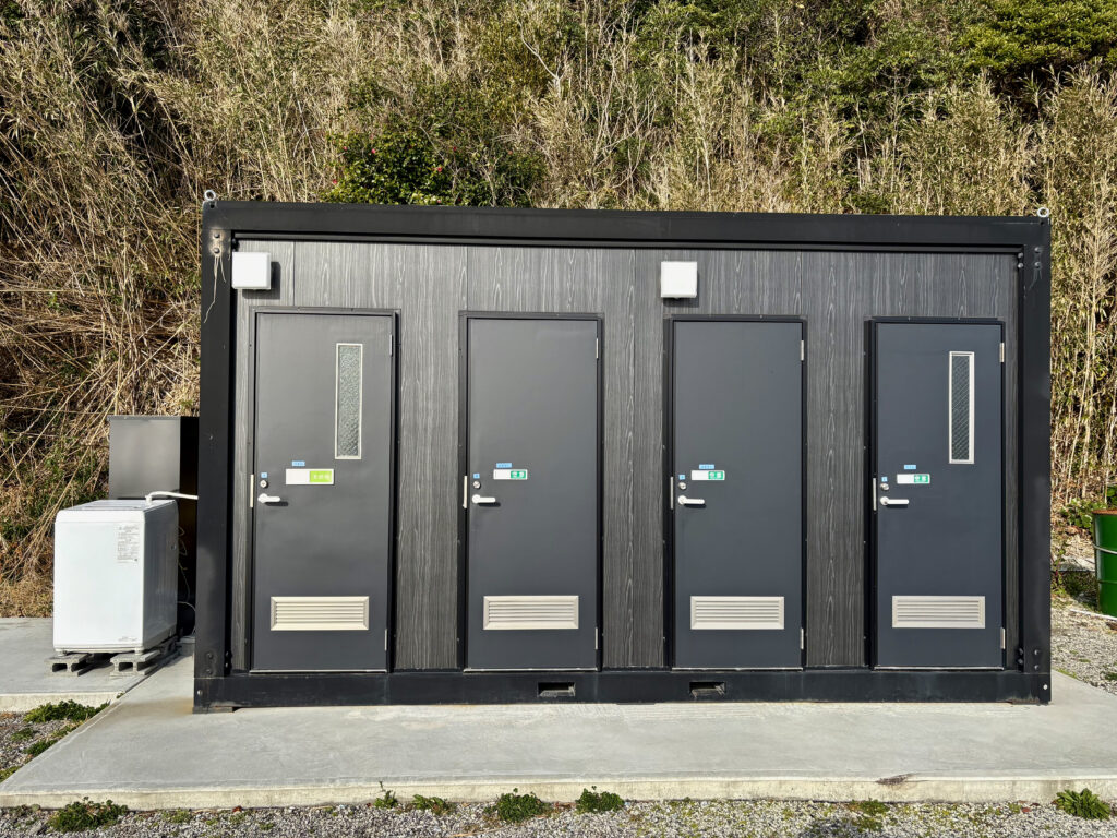RVパーク赤穂浦のトイレとシャワー室