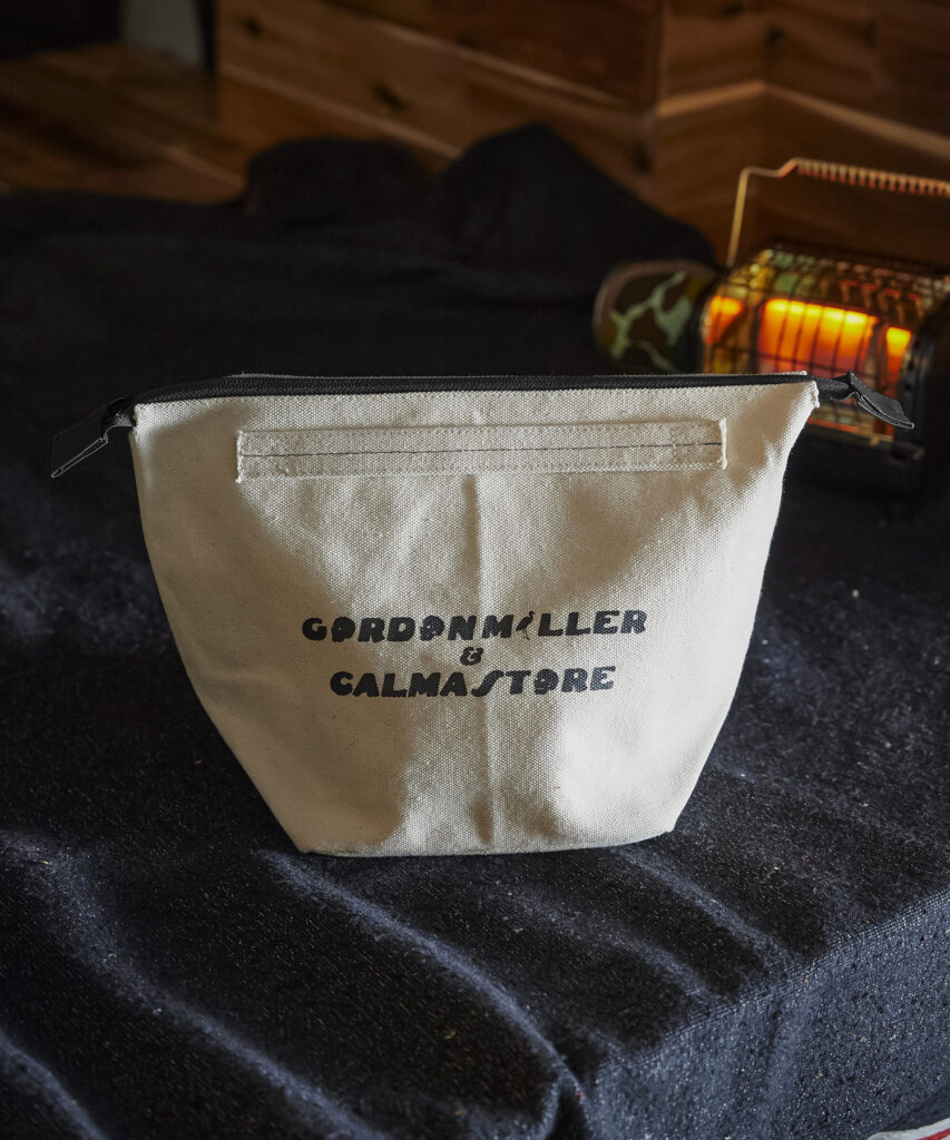 BAG CALMASTORE カルマストア ポーチ 小物入れ 別注 ロゴ入り