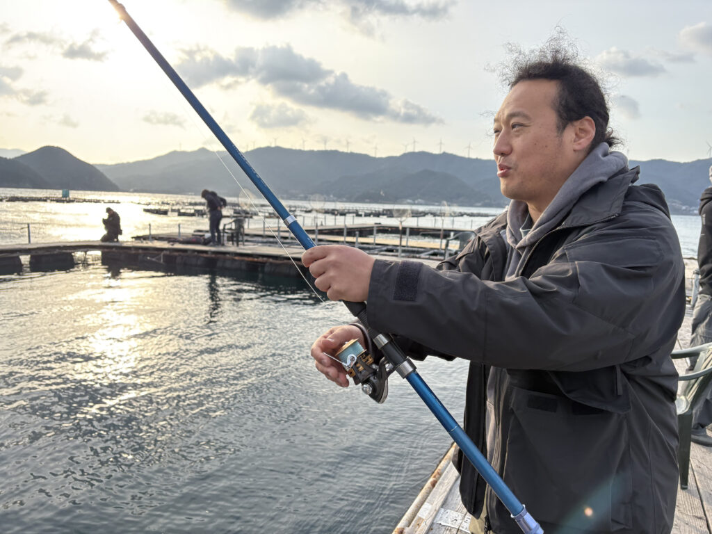 釣り方を指導してくれるこいちゃん