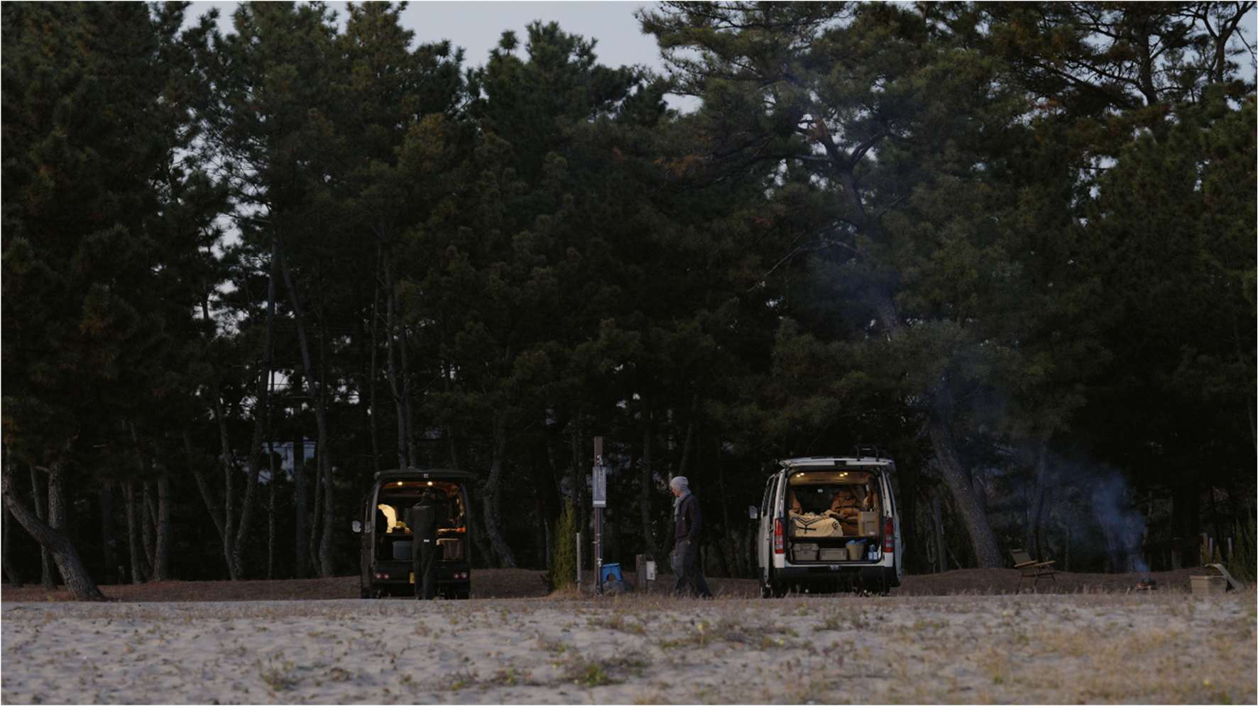 海の前に泊まる 前編｜鹿肉BBQ と車中飯のバンライフ旅