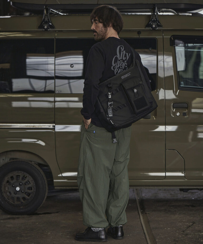 VANLIFE EQUIPMENT　バンライフ イクイップメント　バッグ　おしゃれ　おすすめ　収納　拡張　コーデュラ　バリスティック　キーホルダー　ショルダー