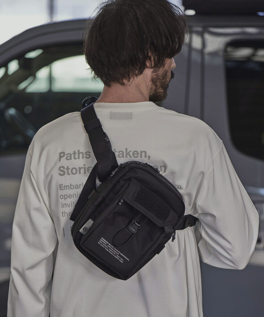 VANLIFE EQUIPMENT　バンライフ イクイップメント　バッグ　おしゃれ　おすすめ　収納　拡張　コーデュラ　バリスティック　バーチカル　ショルダー