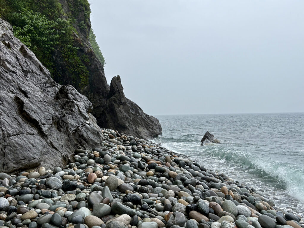 親不知子不知　海岸