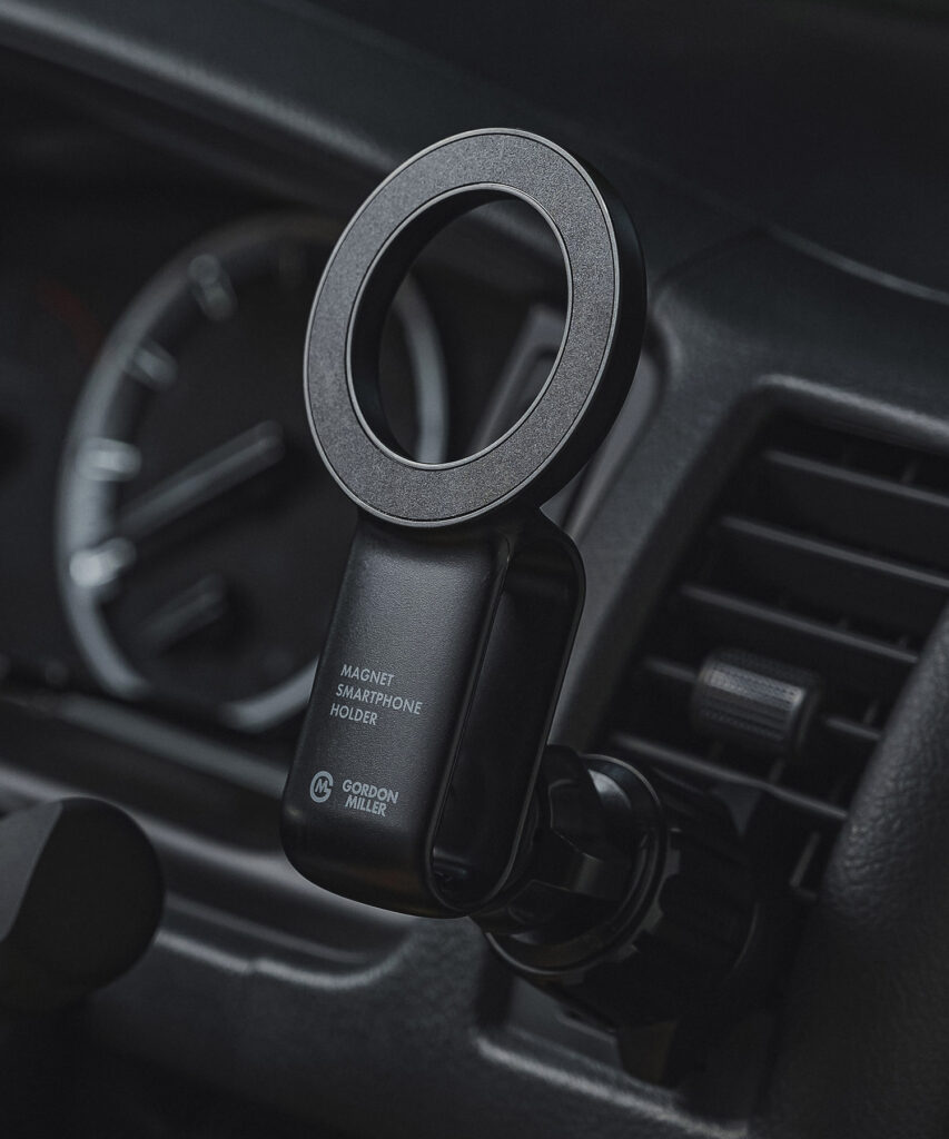カー用品 おしゃれ おすすめ 車載 スマホホルダー マグネット Magsafe 充電 スマホ