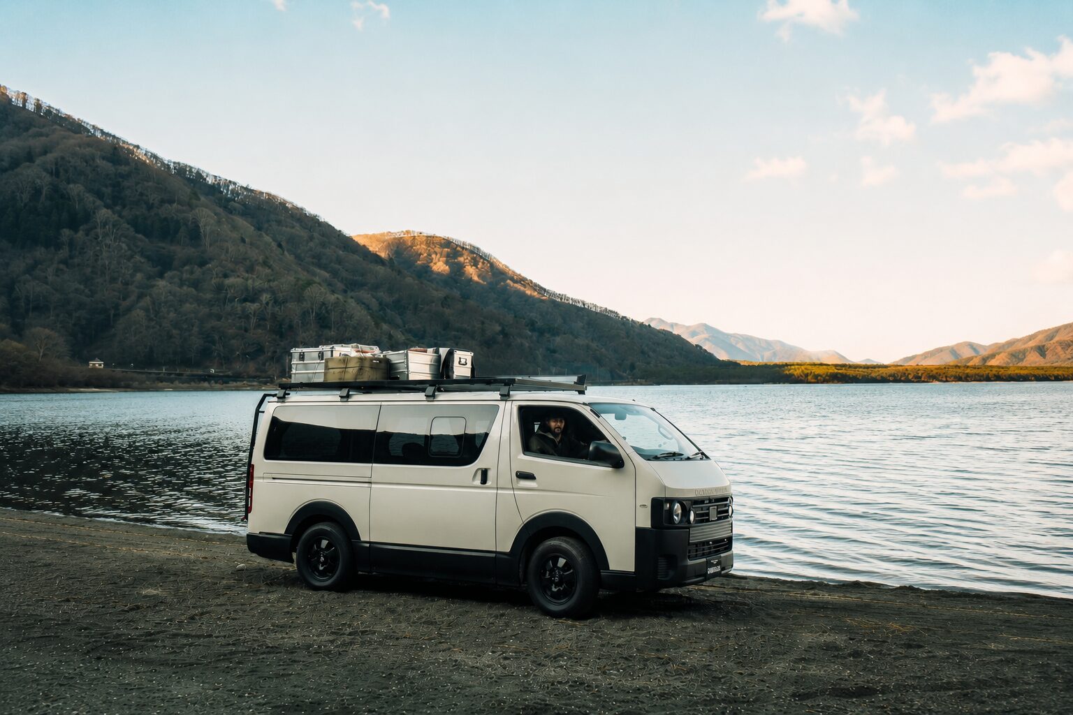 限定32台|GMLVAN V-01 ハイエース最新9型 先行抽選会開催