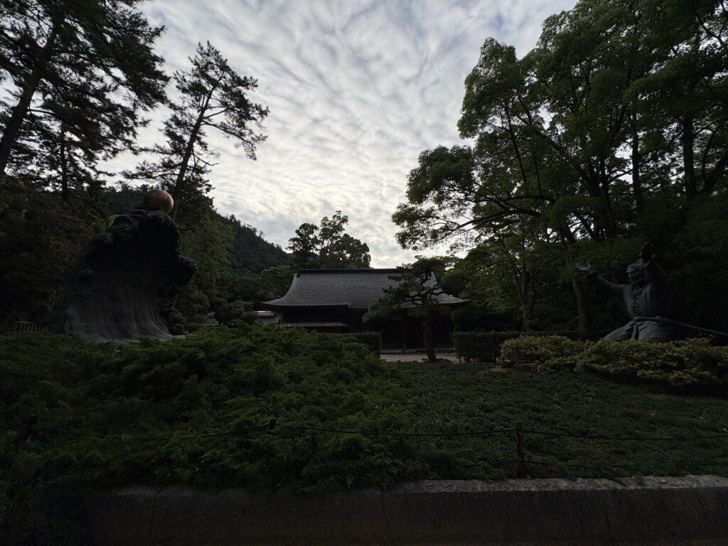 出雲大社 ムスビの御神像