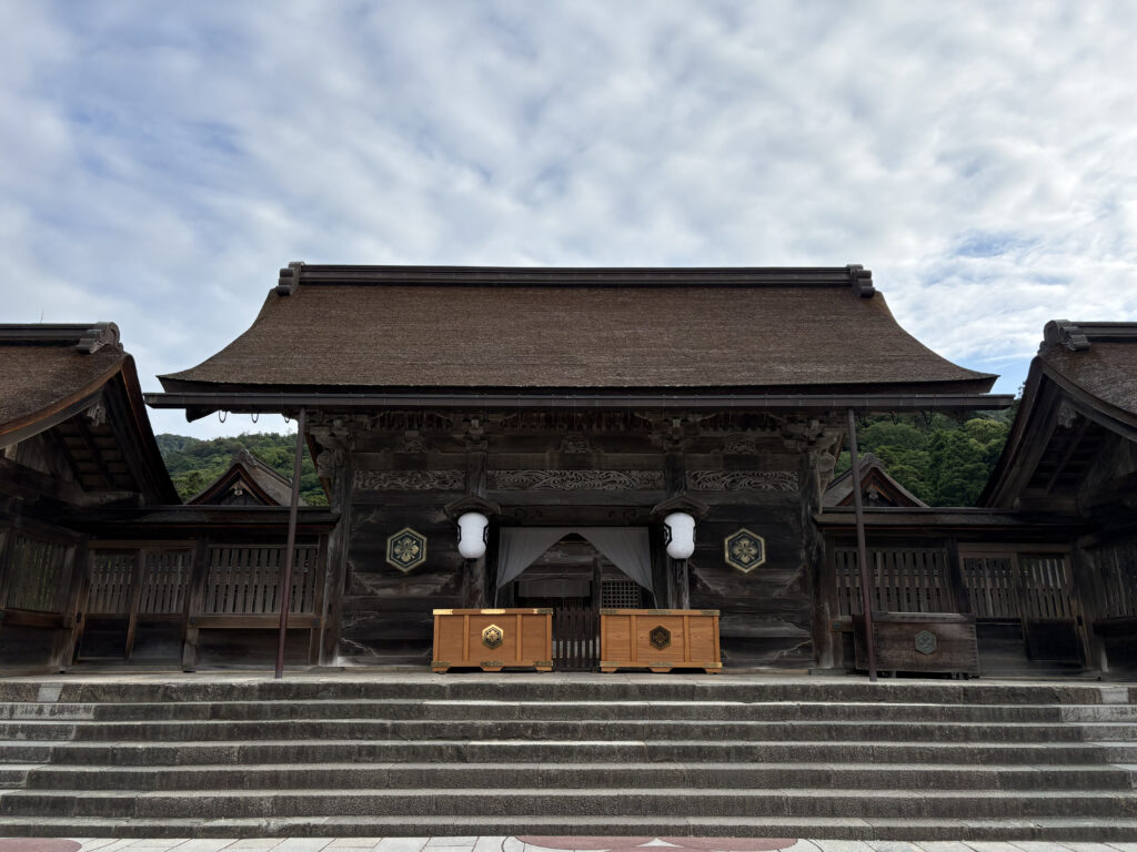 出雲大社 八足門